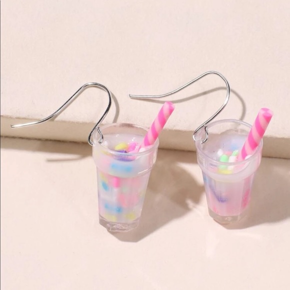 Milkshake Earrings - Picture 5 of 5